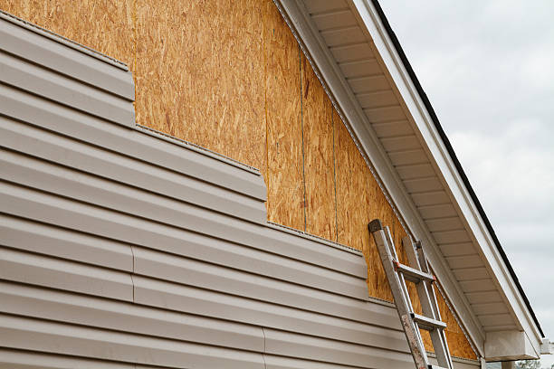 24/7 Emergency Storm Damage Siding Repair experts in New Philadelphia, OH